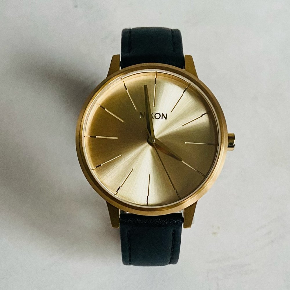 Nixon Kensington Leather 37 MM Gold Black